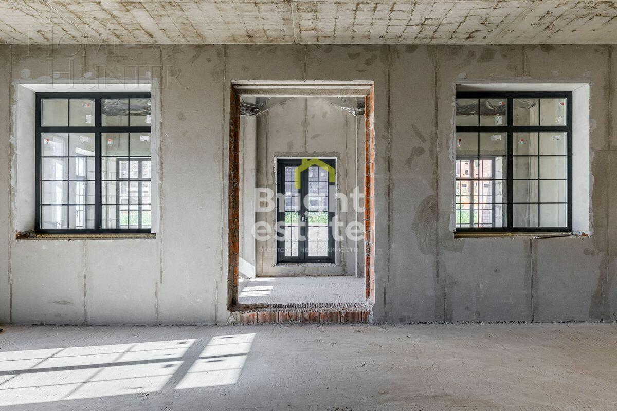 2-этажный коттедж 350 м² без отделки