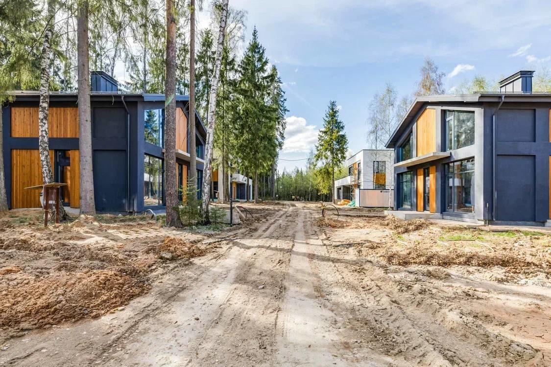 2-этажный коттедж 306 м² без отделки