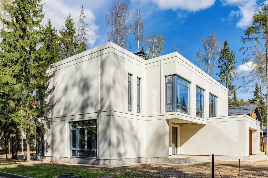 2-этажный коттедж 520 м² без отделки