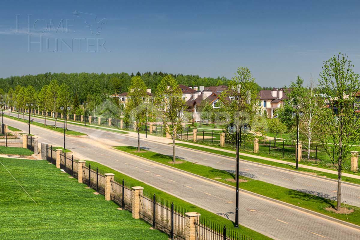 Участок 11 сот. в охраняемом поселке