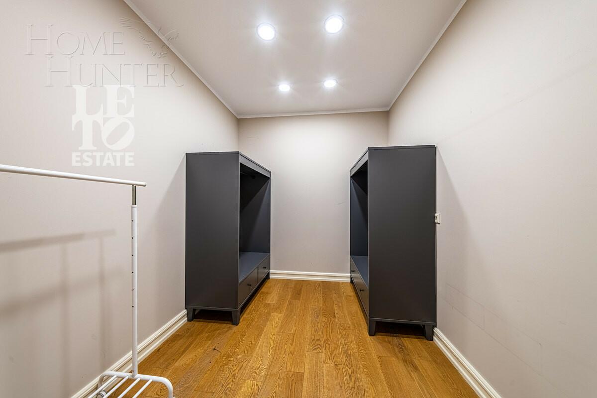 2-этажный коттедж 1 087 м² с отделкой