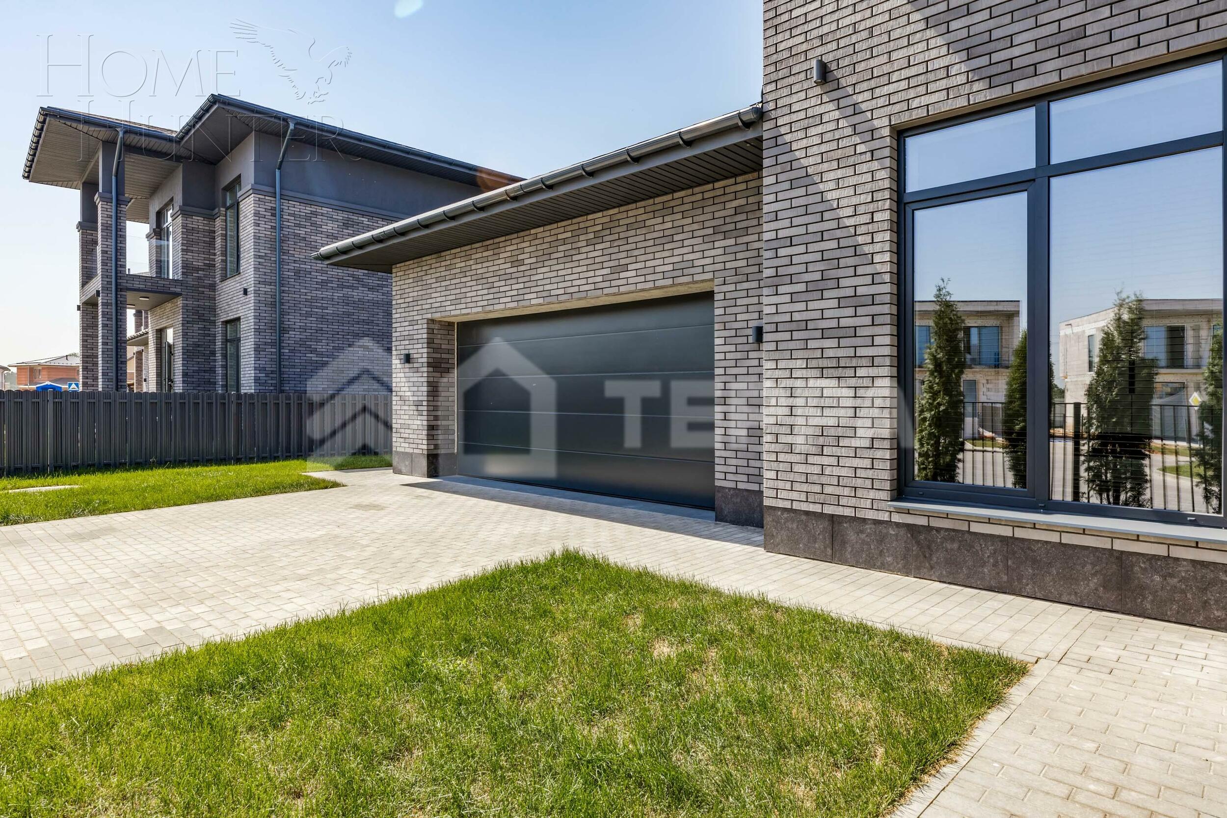 2-этажный коттедж 320 м² с отделкой