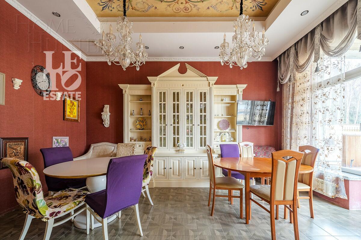 2-этажный коттедж 1 100.7 м² с отделкой