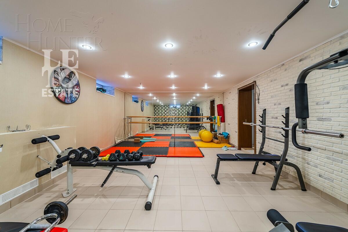 2-этажный коттедж 1 100.7 м² с отделкой