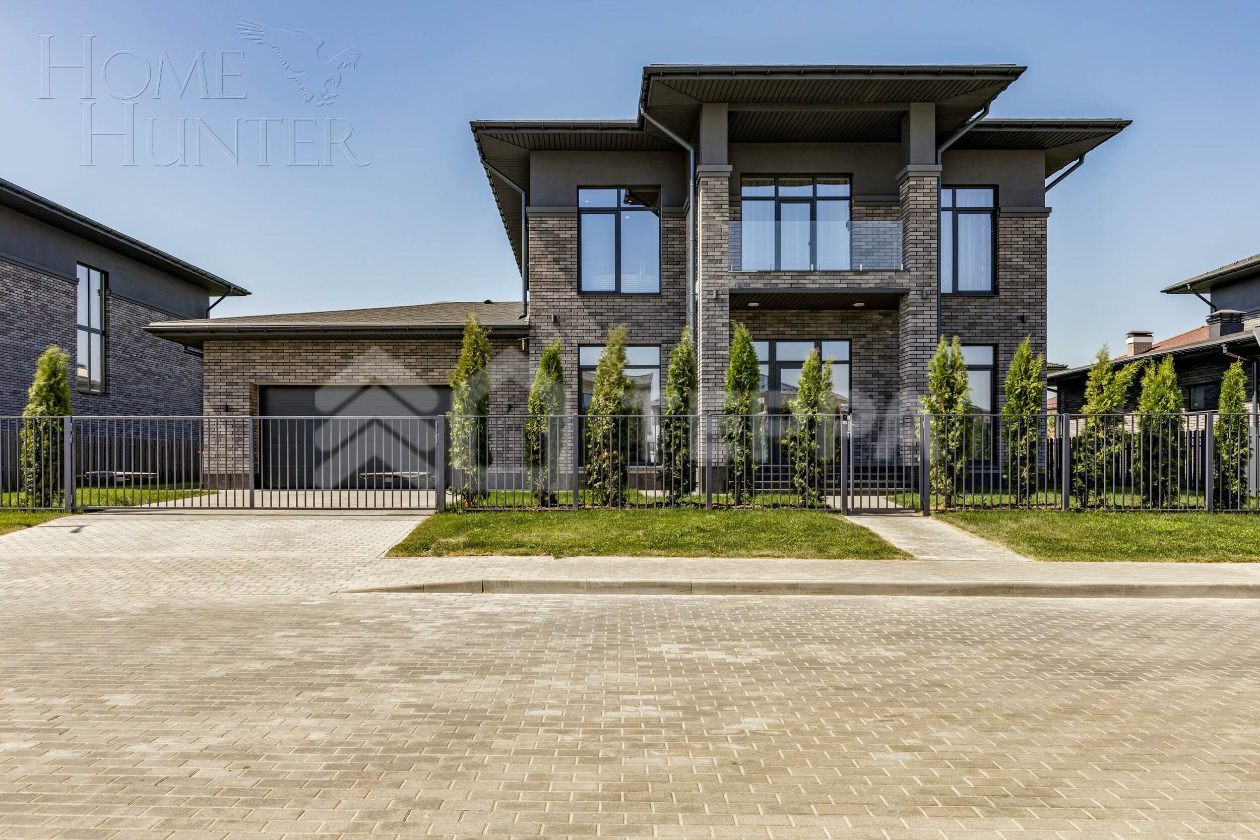 2-этажный коттедж 320 м² с отделкой