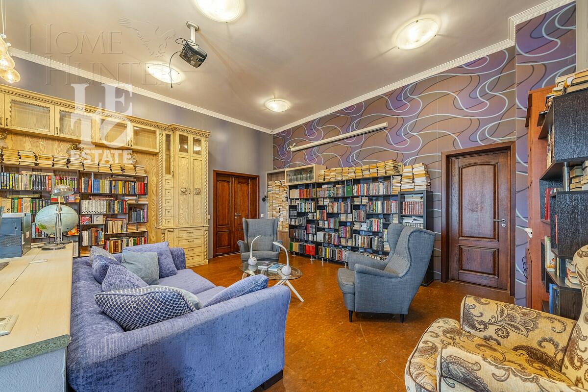 2-этажный коттедж 1 100.7 м² с отделкой