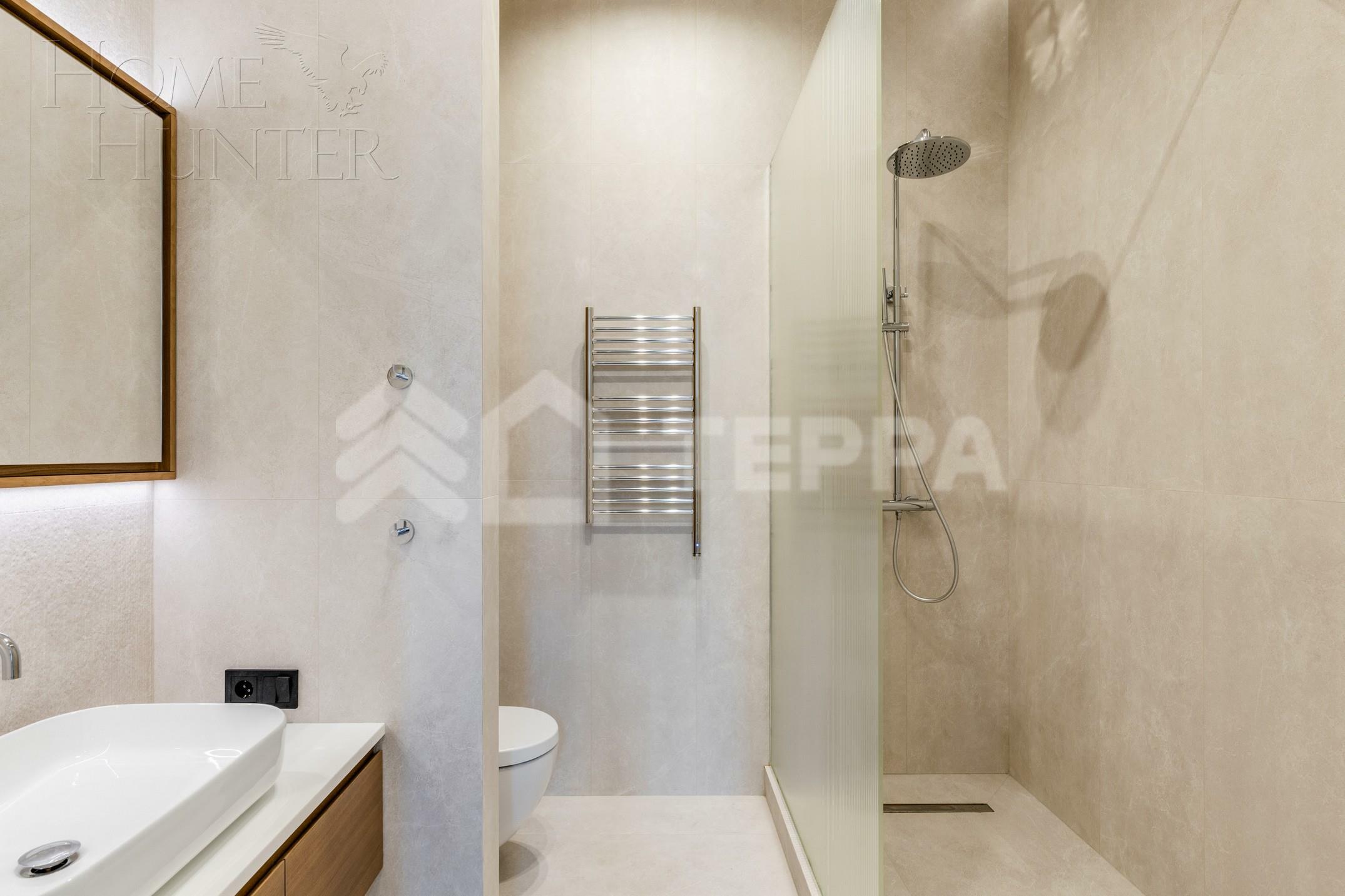 2-этажный коттедж 320 м² с отделкой