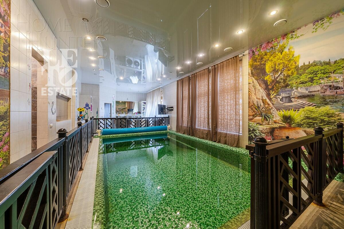 2-этажный коттедж 1 100.7 м² с отделкой