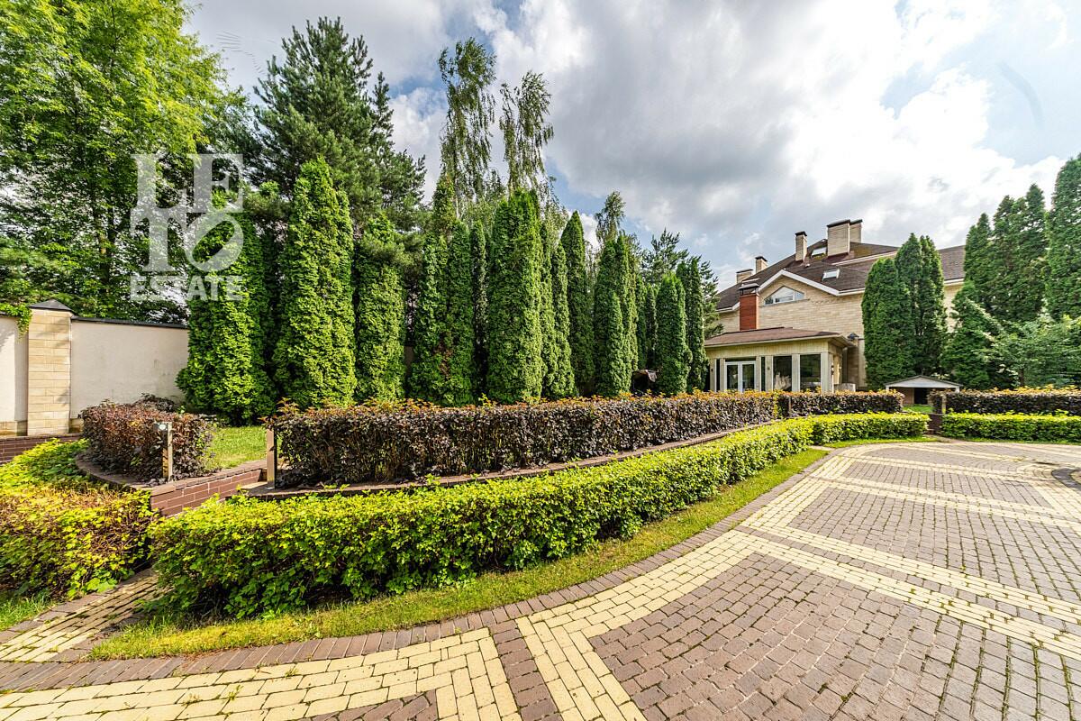 2-этажный коттедж 1 087 м² с отделкой