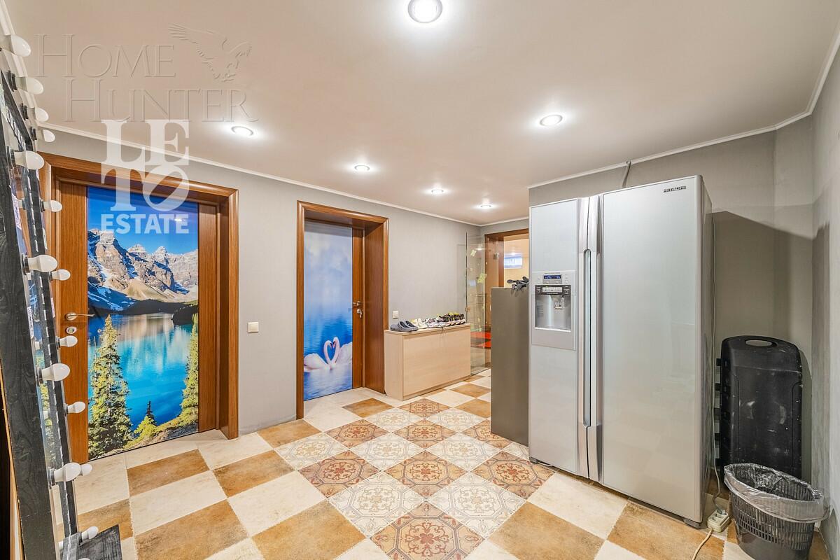 2-этажный коттедж 1 100.7 м² с отделкой