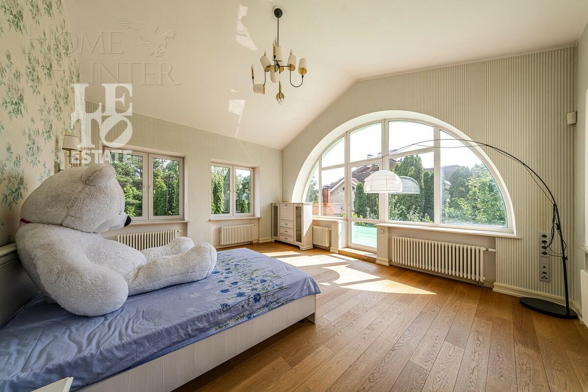 2-этажный коттедж 1 087 м² с отделкой