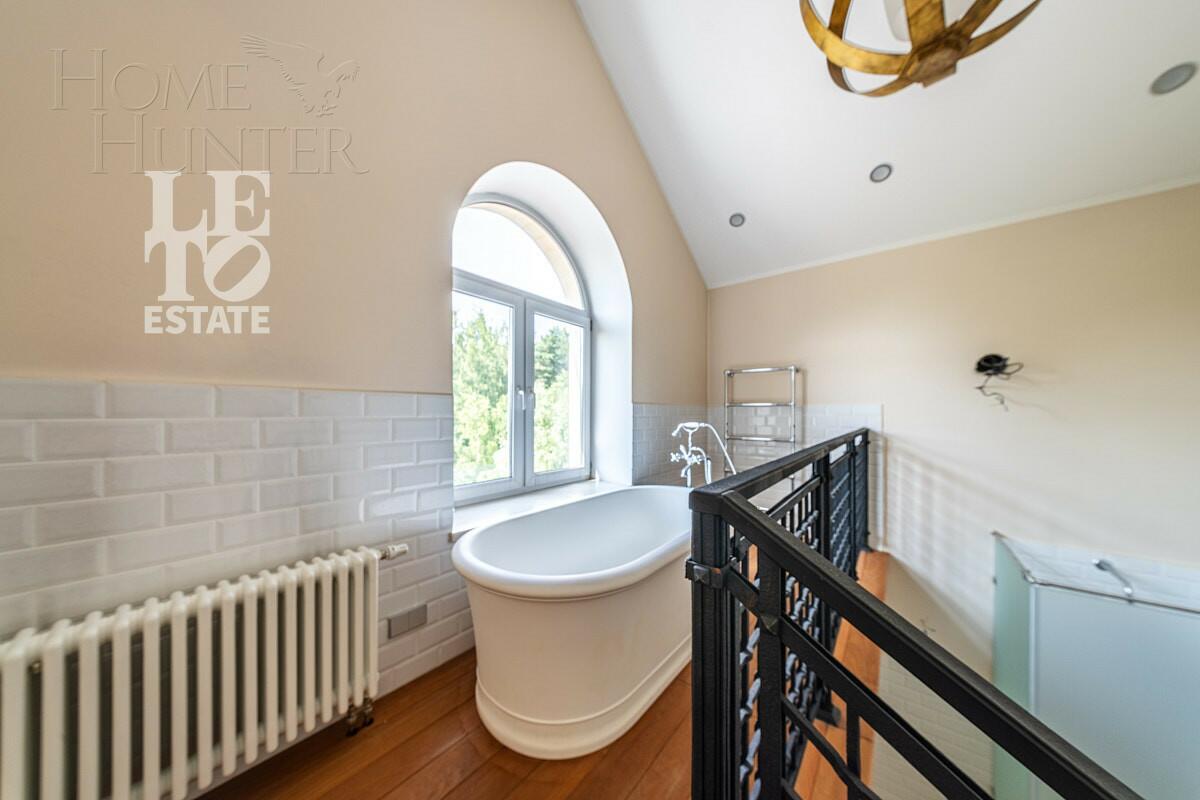 2-этажный коттедж 1 087 м² с отделкой