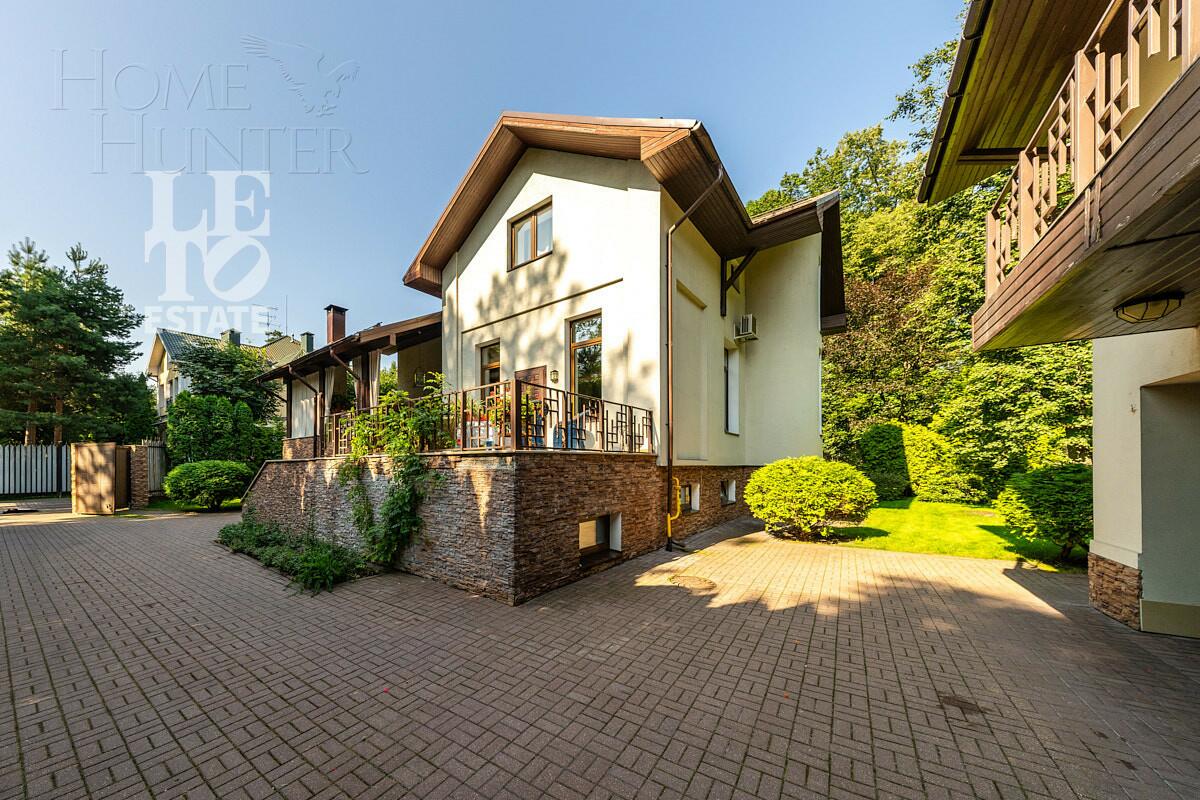 2-этажный коттедж 600 м² с отделкой