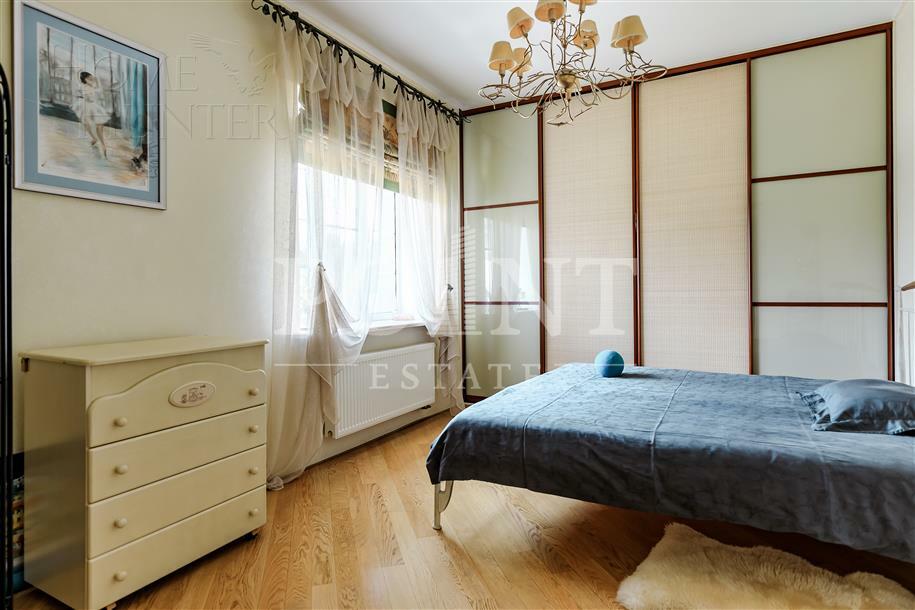 2-этажный коттедж 250 м² с отделкой