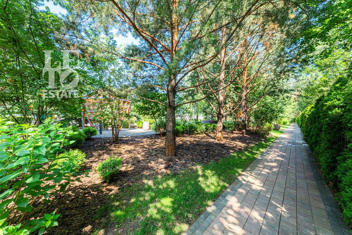 3-этажный таунхаус 238 м² с отделкой