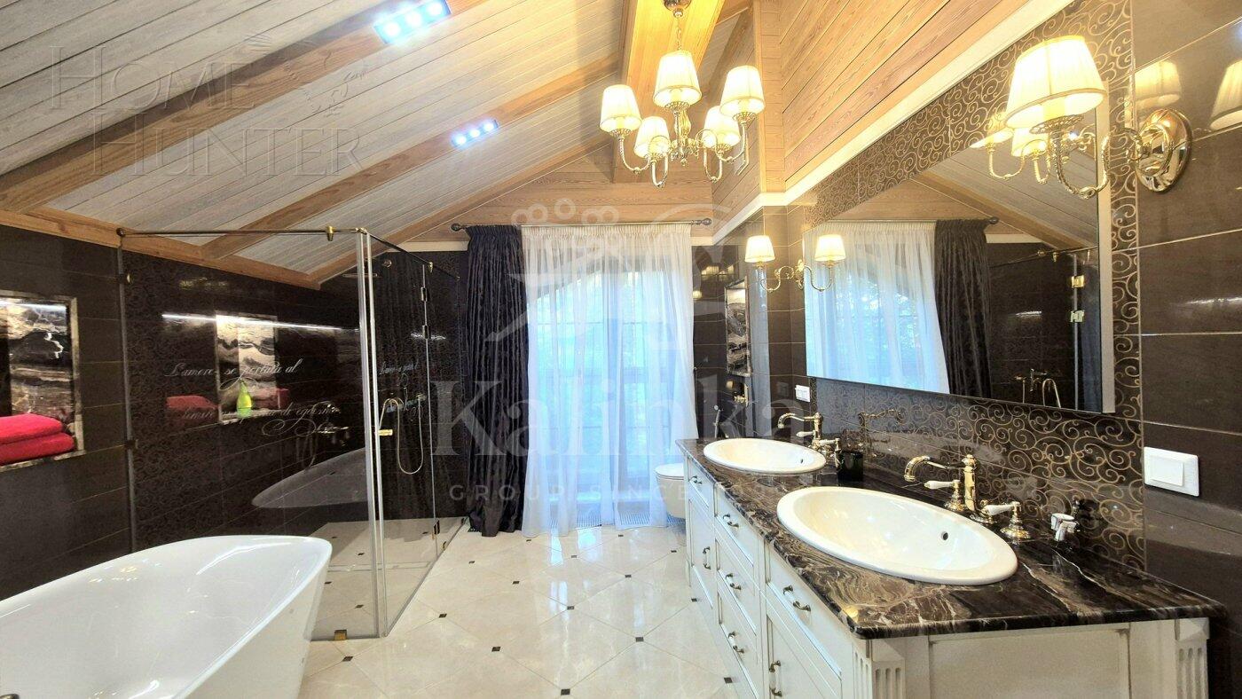 2-этажный коттедж 473.3 м² с отделкой