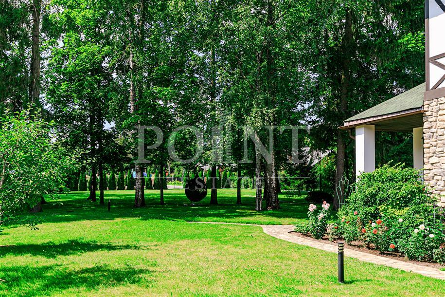 2-этажный коттедж 250 м² с отделкой