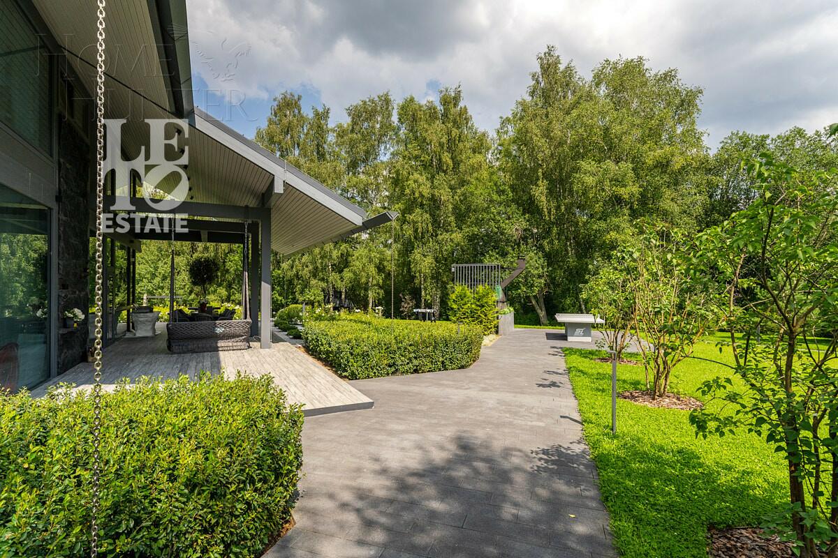 2-этажный коттедж 354 м² с отделкой