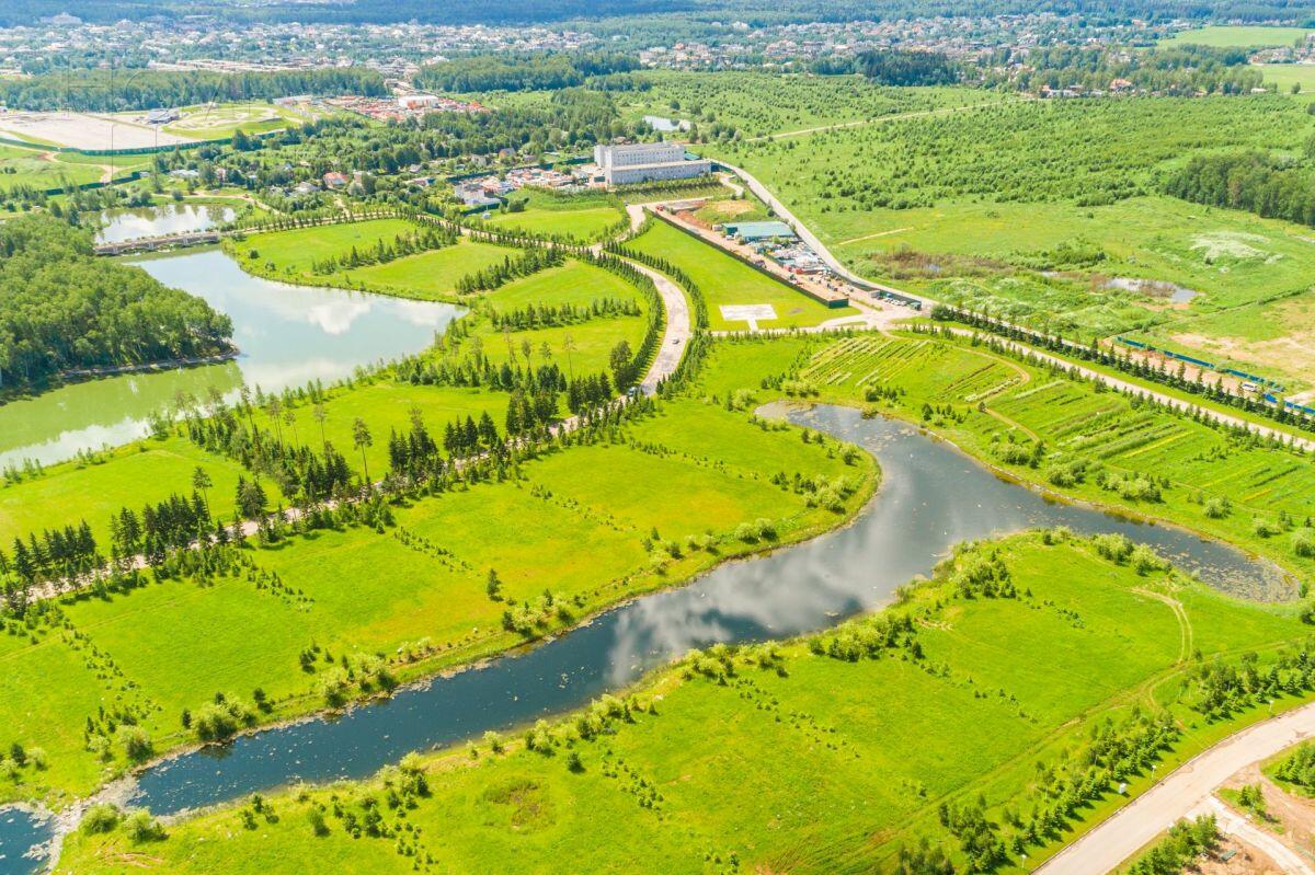 Участок 23.6 сот. в охраняемом поселке