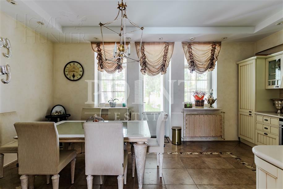 2-этажный коттедж 250 м² с отделкой