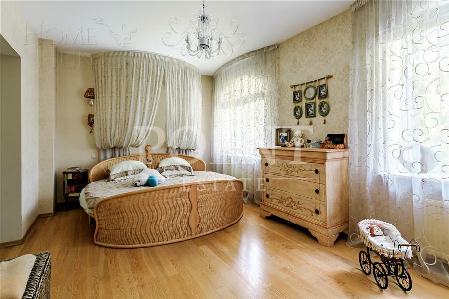 2-этажный коттедж 250 м² с отделкой