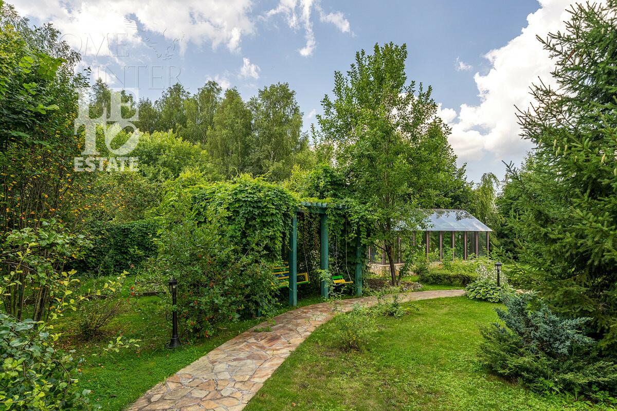 2-этажный коттедж 800 м² с отделкой