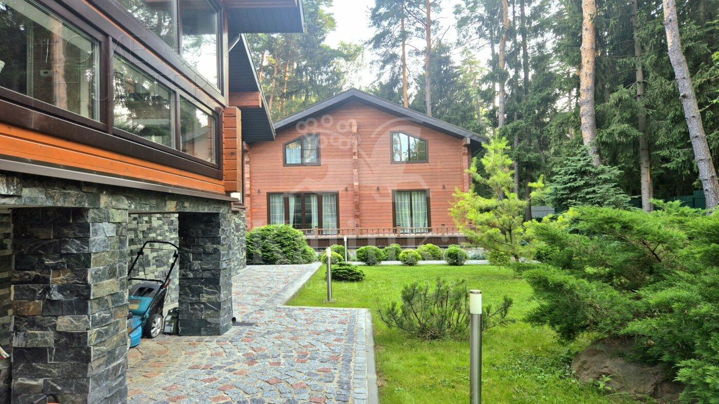 2-этажный коттедж 473.3 м² с отделкой