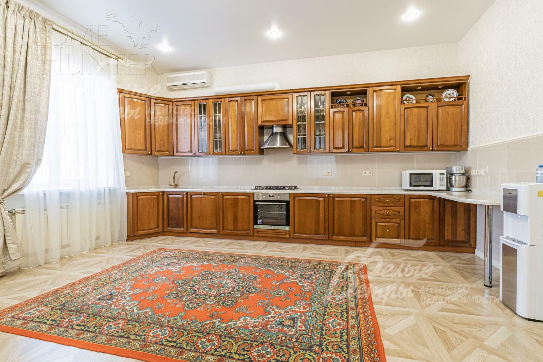 2-этажный коттедж 800 м² с отделкой