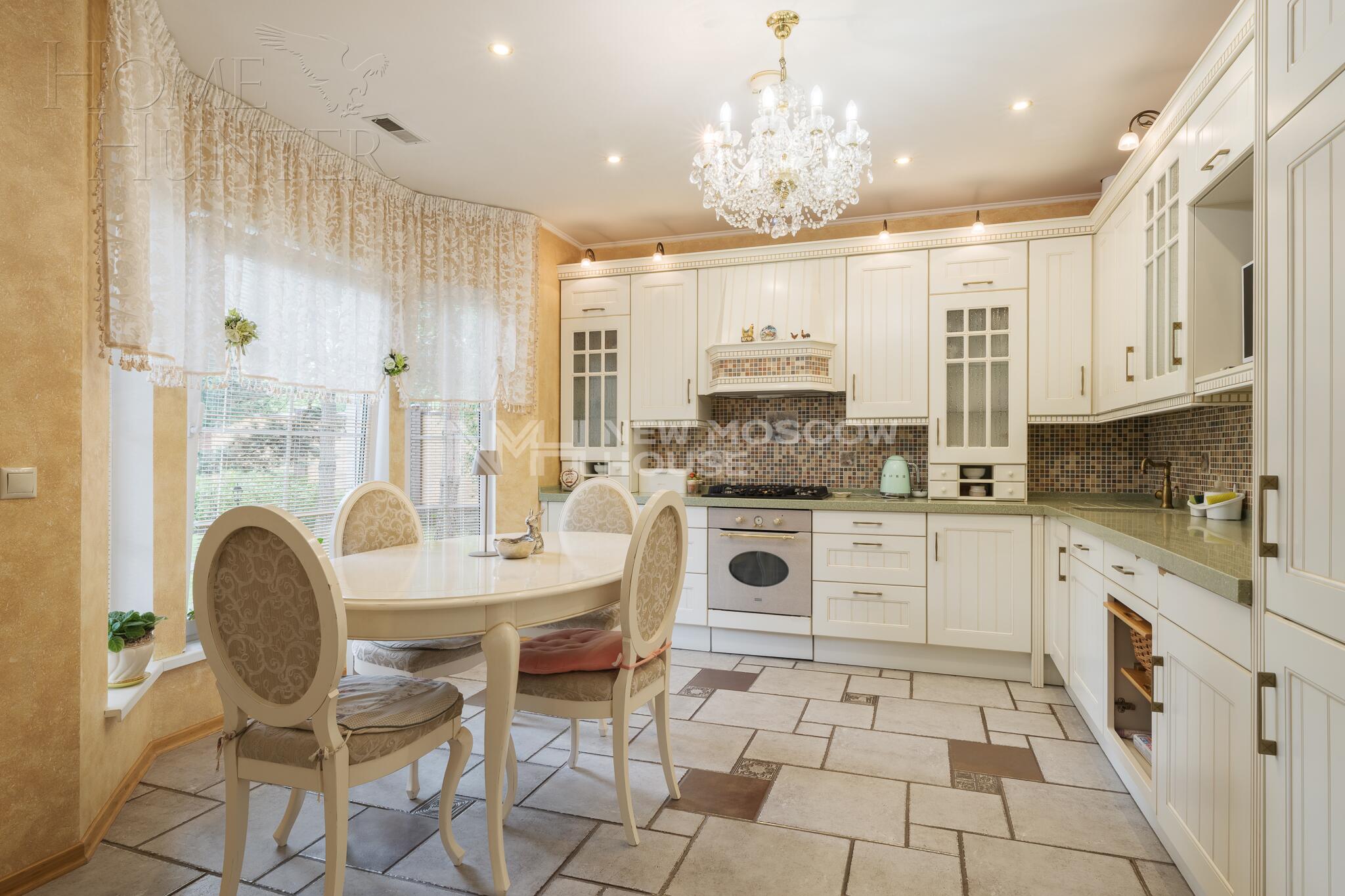 2-этажный коттедж 287 м² с отделкой