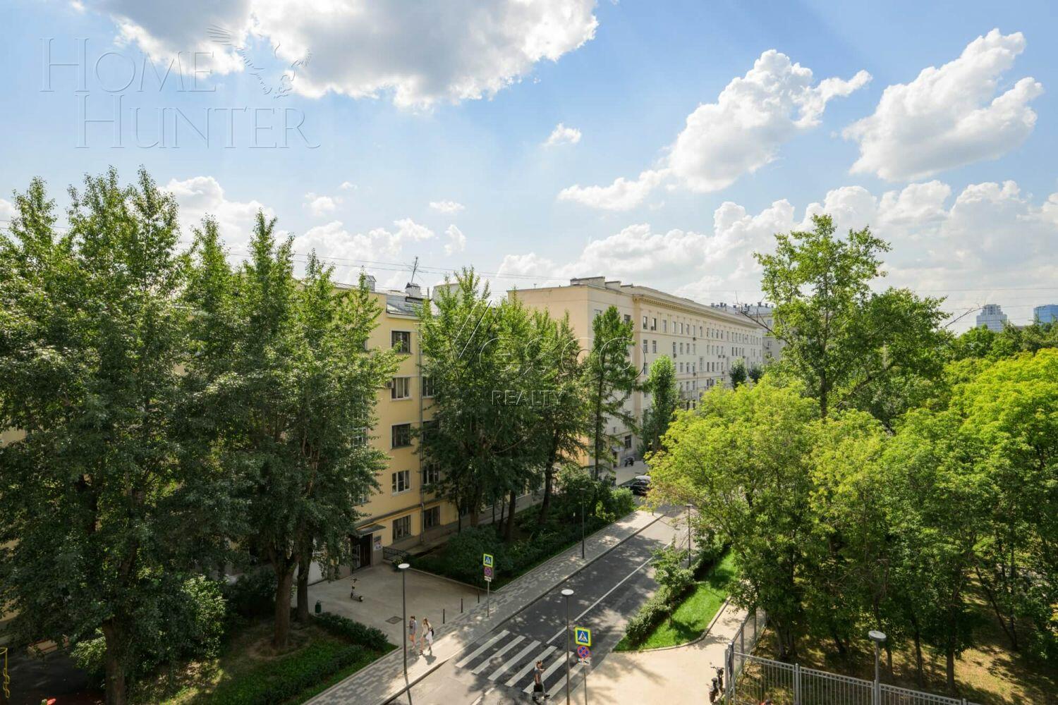 3-КОМН. КВАРТИРА С ОТДЕЛКОЙ 220 М² НА 4 ЭТАЖЕ