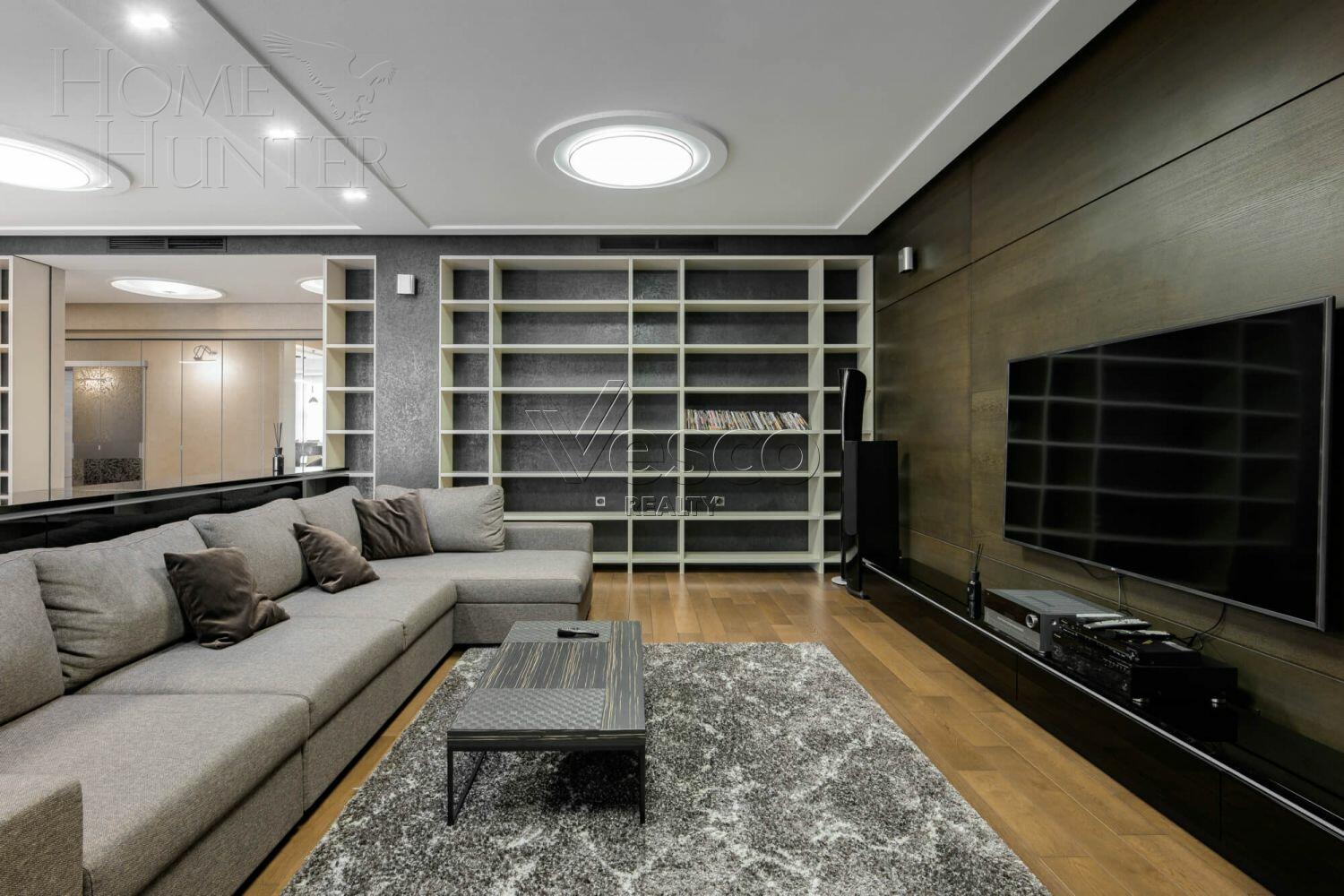 3-КОМН. КВАРТИРА С ОТДЕЛКОЙ 220 М² НА 4 ЭТАЖЕ