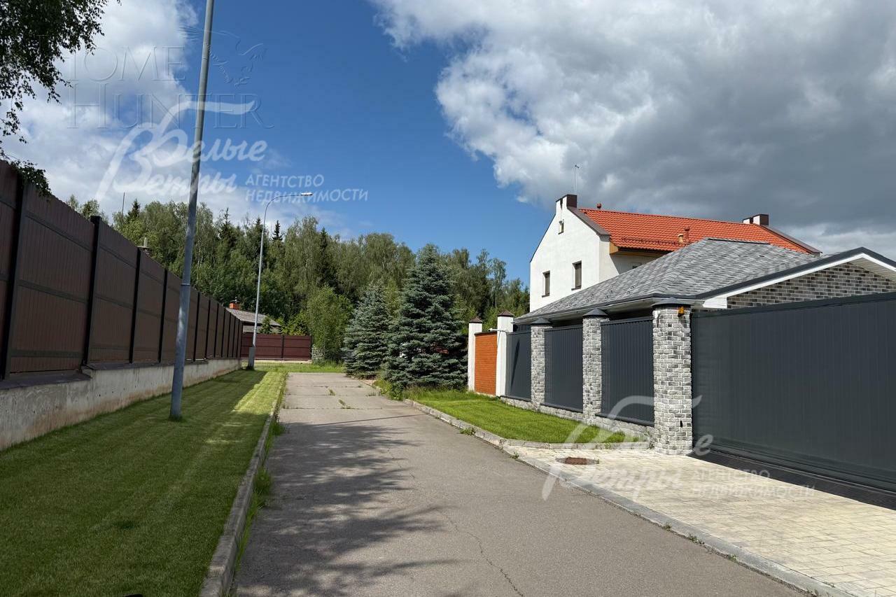 Участок 27.3 сот. в охраняемом поселке