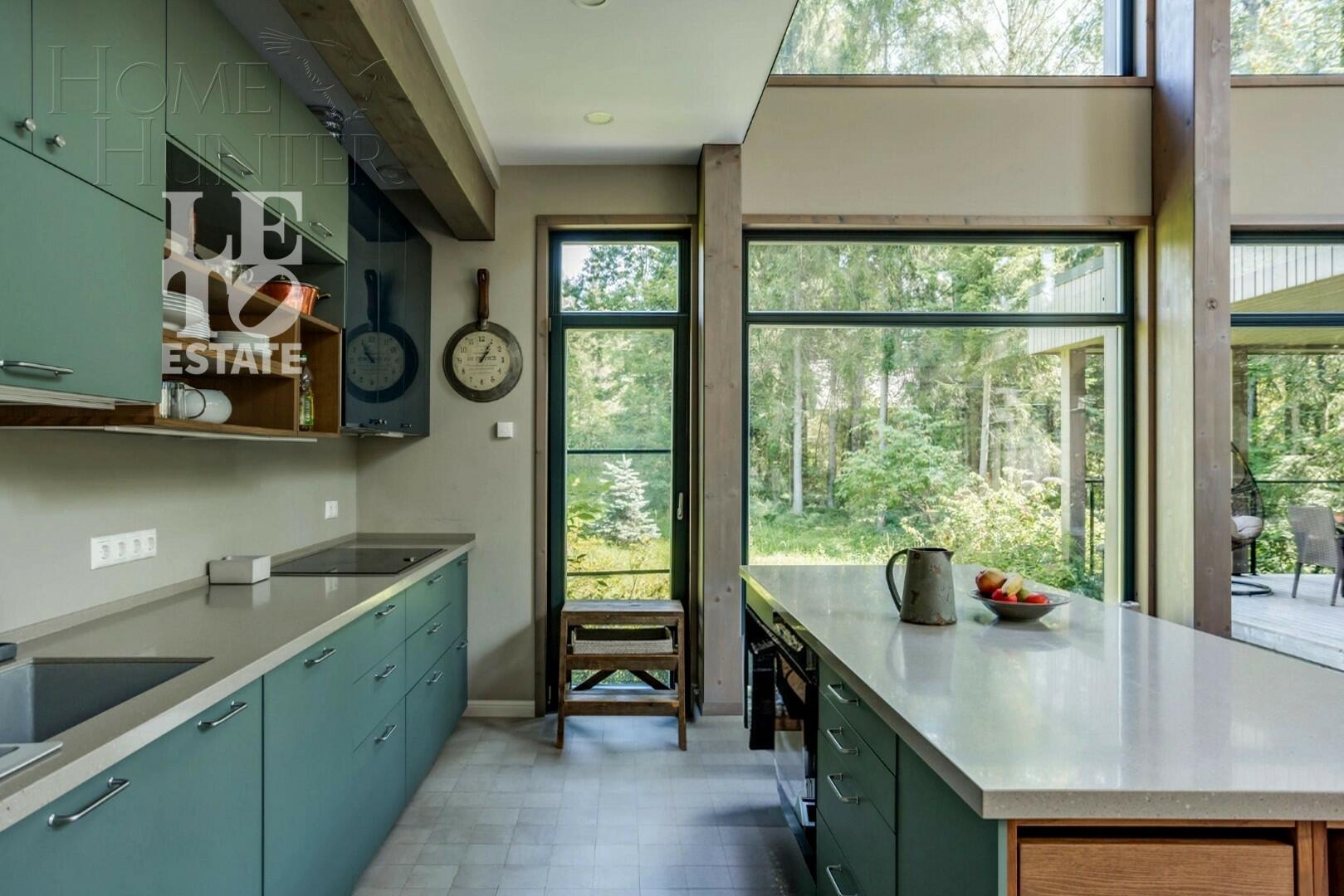 2-этажный коттедж 426 м² с отделкой