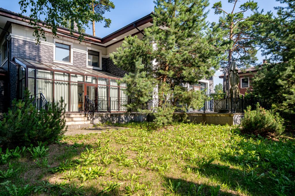 2-этажный коттедж 420 м² с отделкой