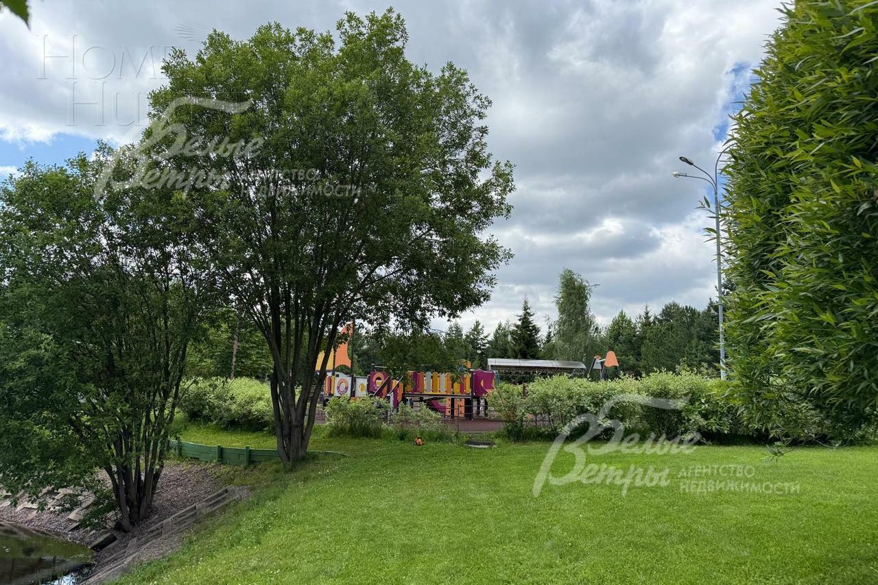 Участок 27.3 сот. в охраняемом поселке