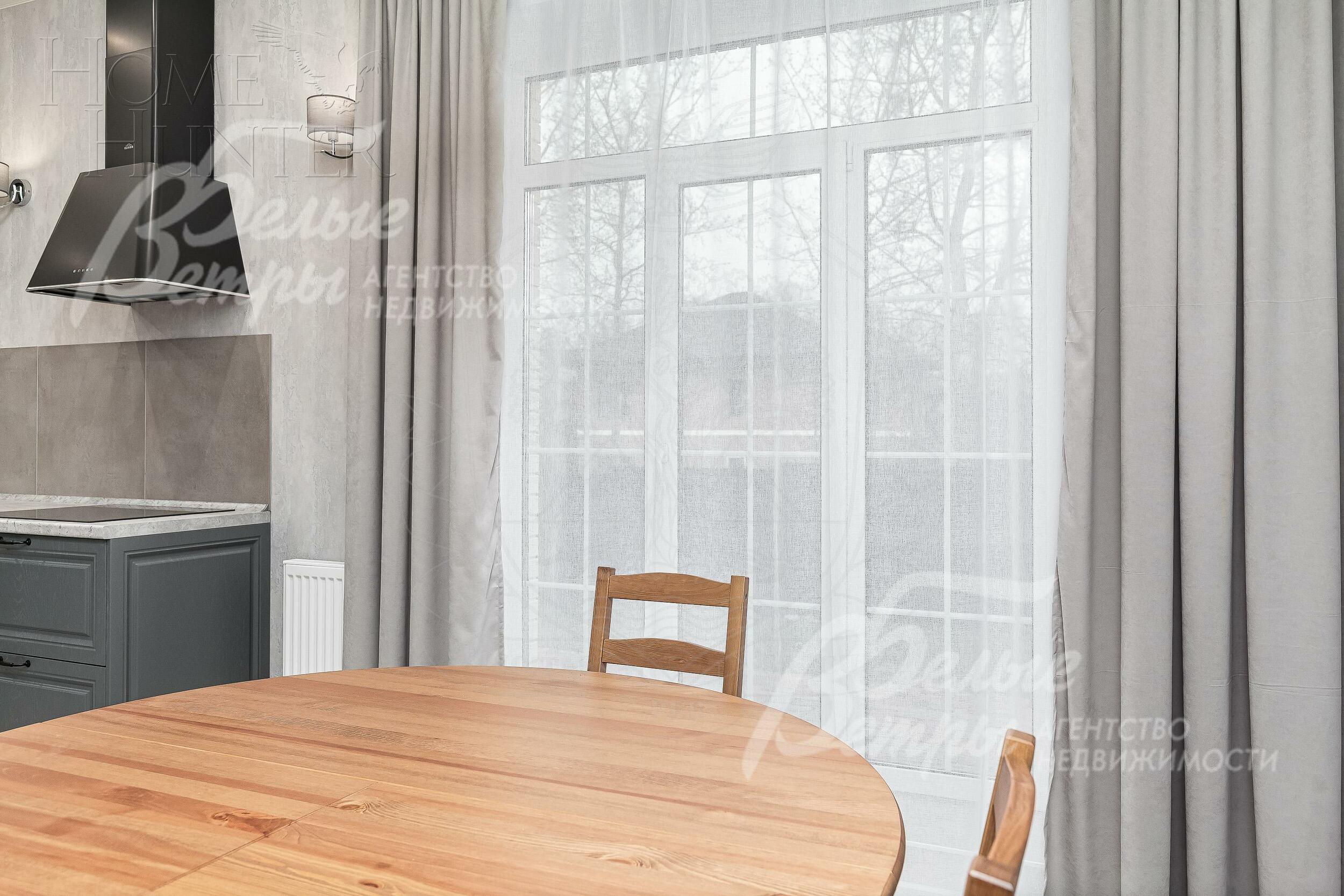 2-этажный коттедж 270 м² с отделкой