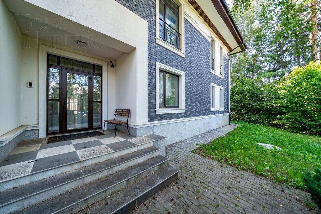 2-этажный коттедж 420 м² с отделкой