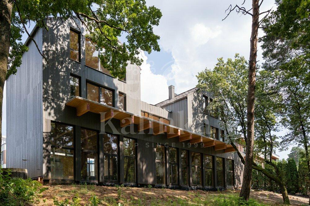 2-этажный коттедж 950 м² без отделки