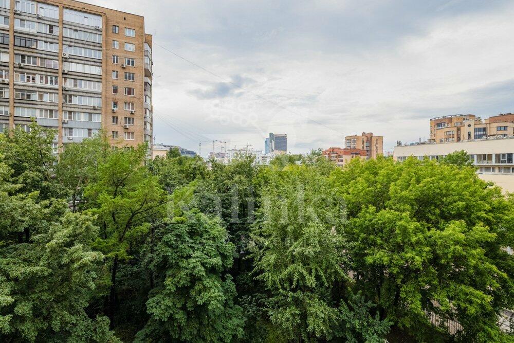 3-КОМН. КВАРТИРА С ОТДЕЛКОЙ 177.9 М² НА 4 ЭТАЖЕ