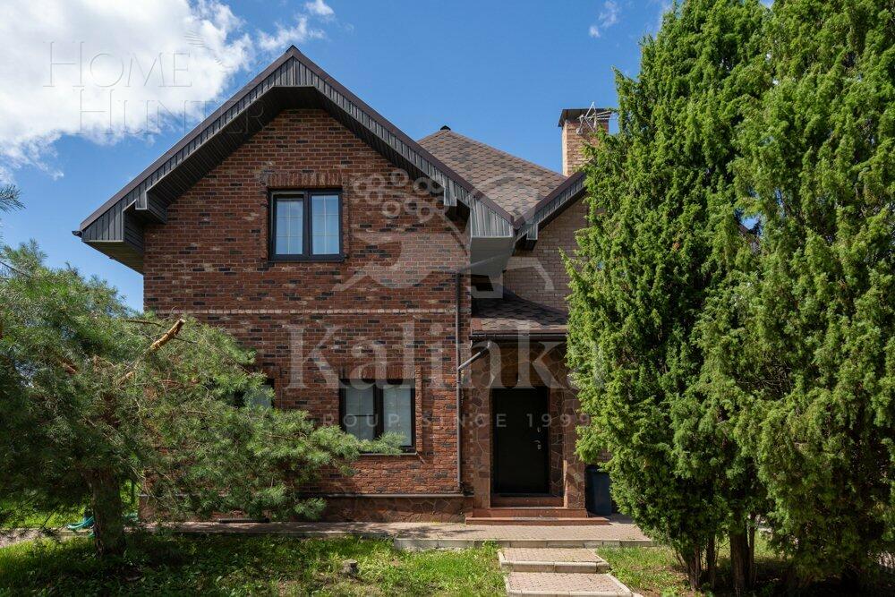 2-этажный коттедж 235 м² с отделкой