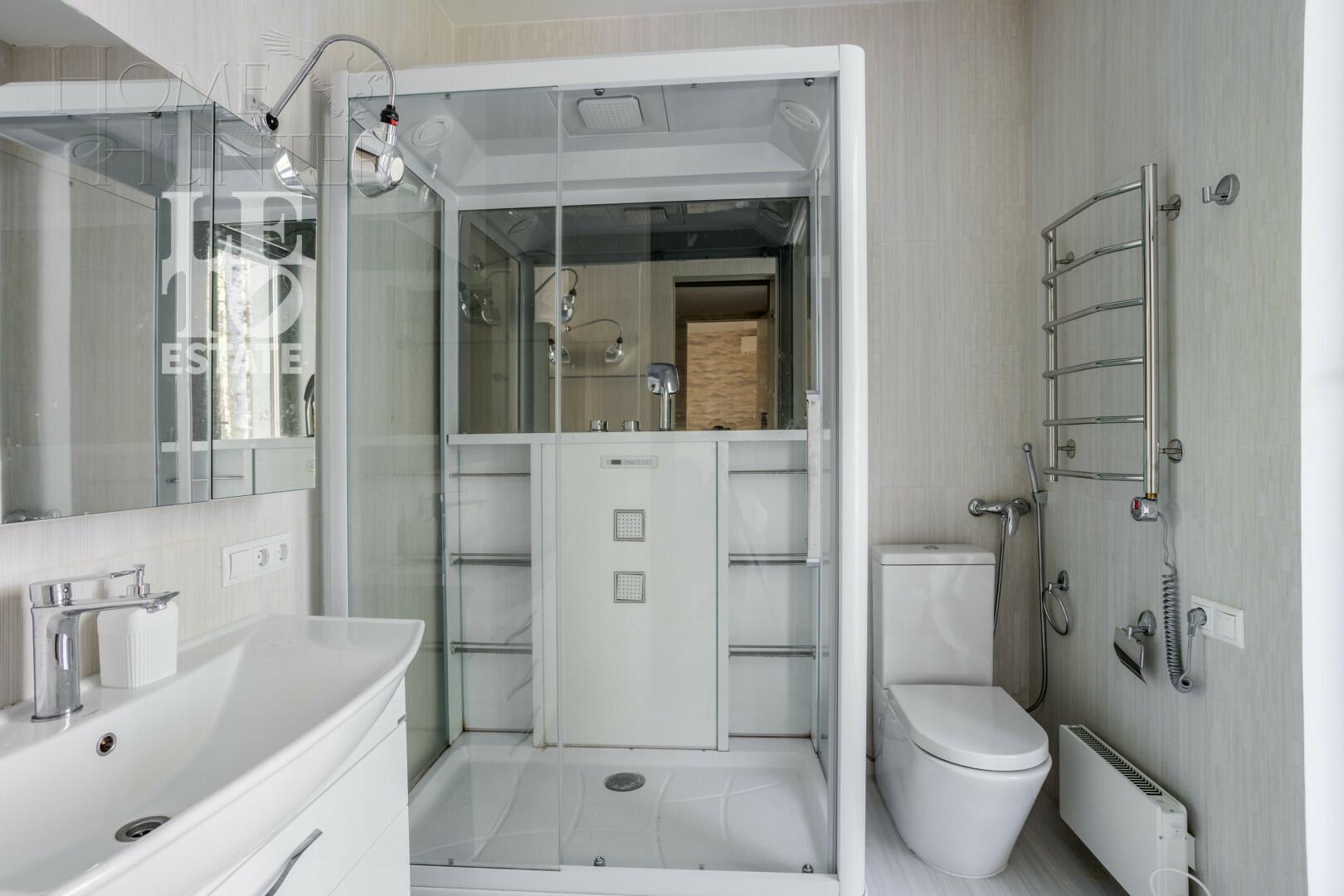 2-этажный коттедж 455 м² с отделкой