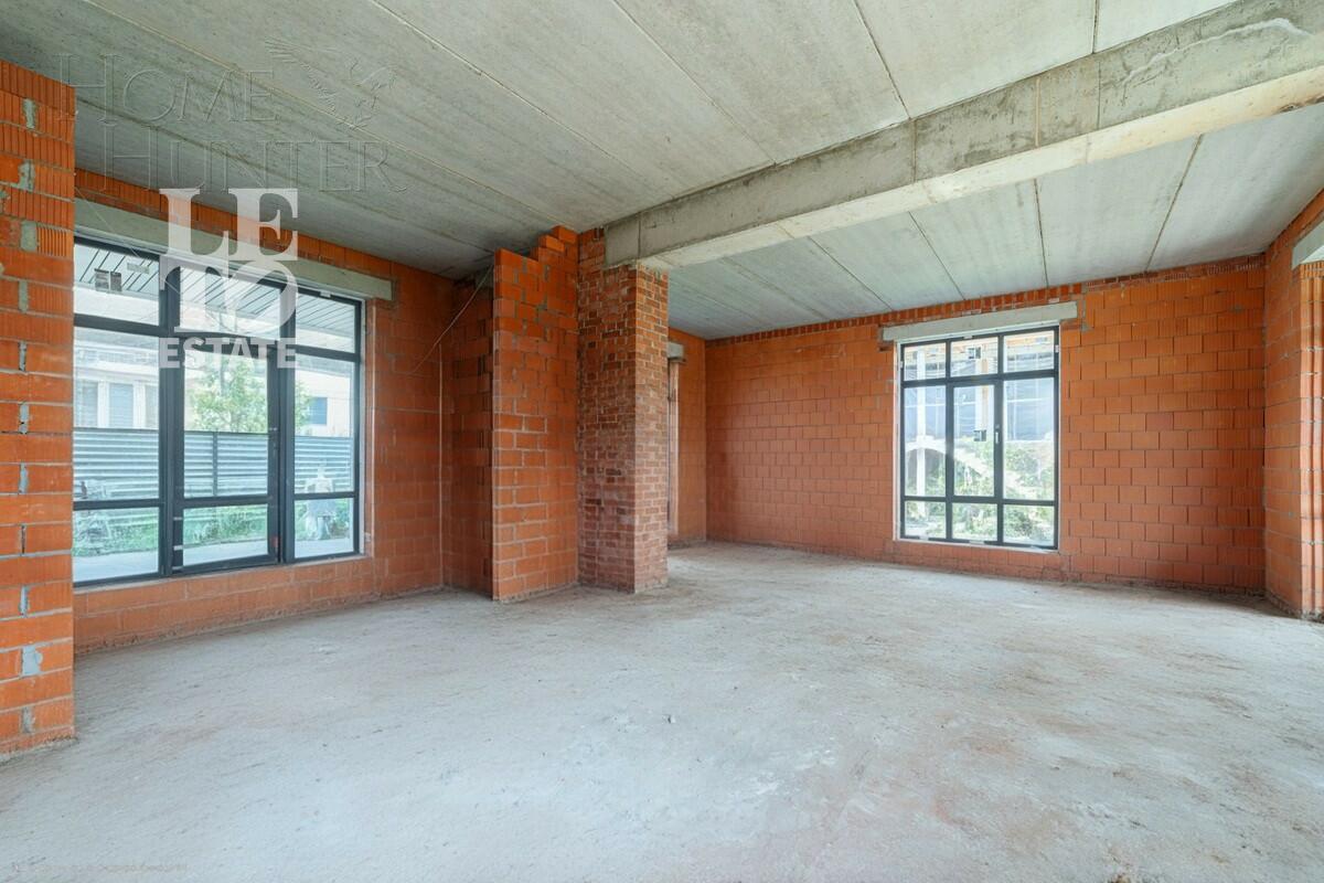 2-этажный коттедж 260 м² без отделки