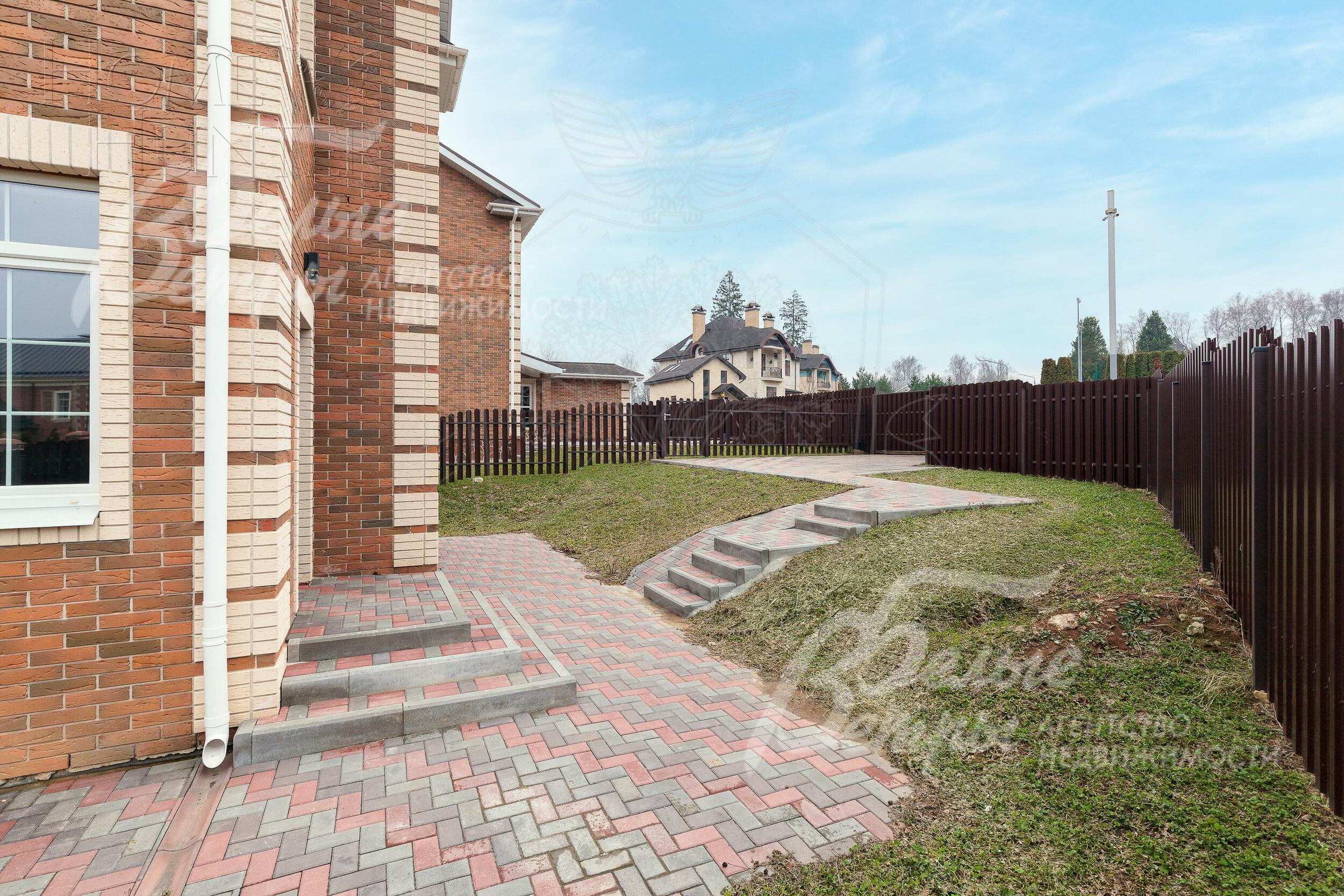 2-этажный коттедж 143 м² с отделкой