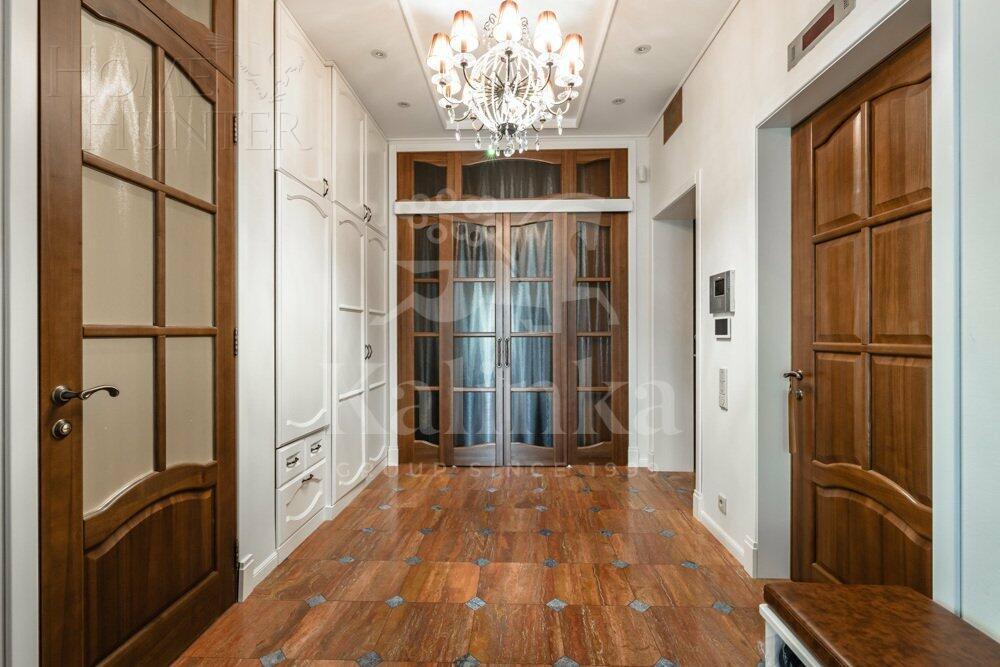 3-КОМН. КВАРТИРА С ОТДЕЛКОЙ 177.9 М² НА 4 ЭТАЖЕ