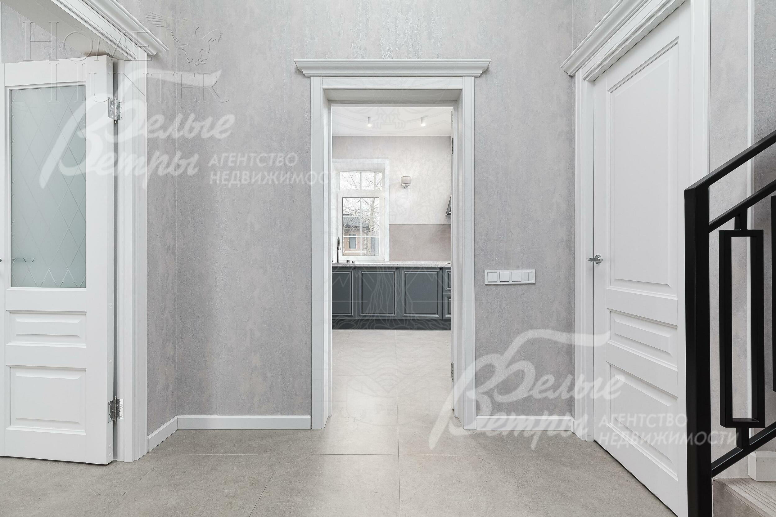 2-этажный коттедж 270 м² с отделкой