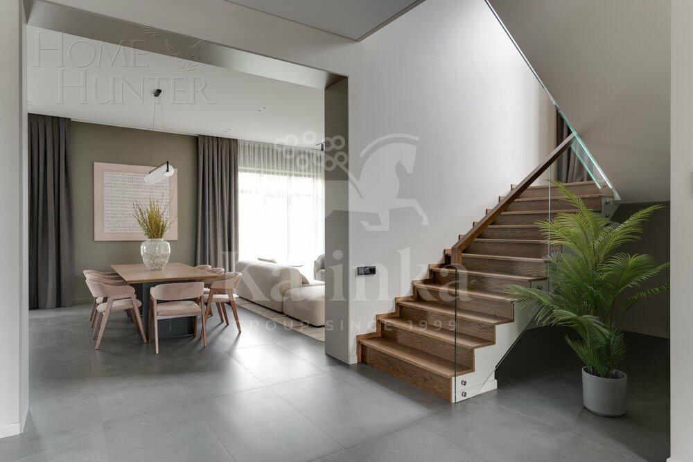 2-этажный коттедж 320 м² с отделкой