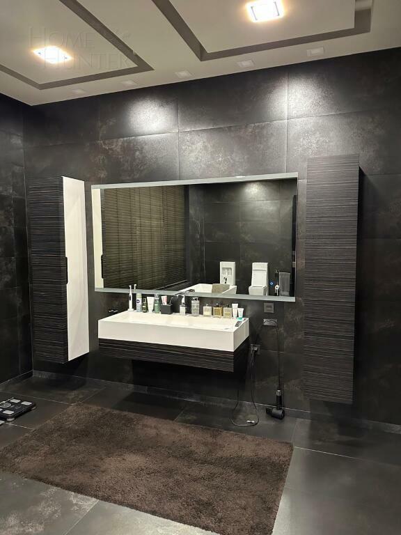 2-этажный коттедж 450 м² с отделкой