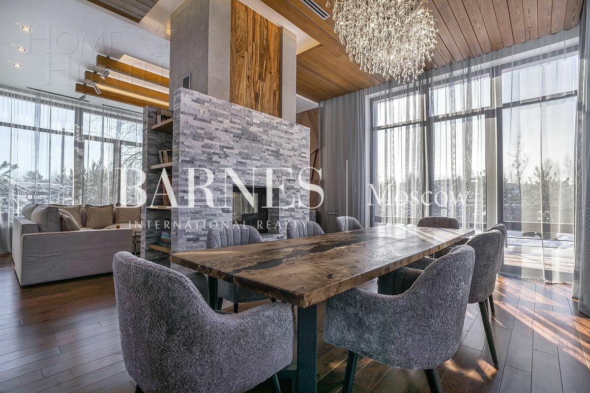 2-этажный коттедж 590 м² с отделкой