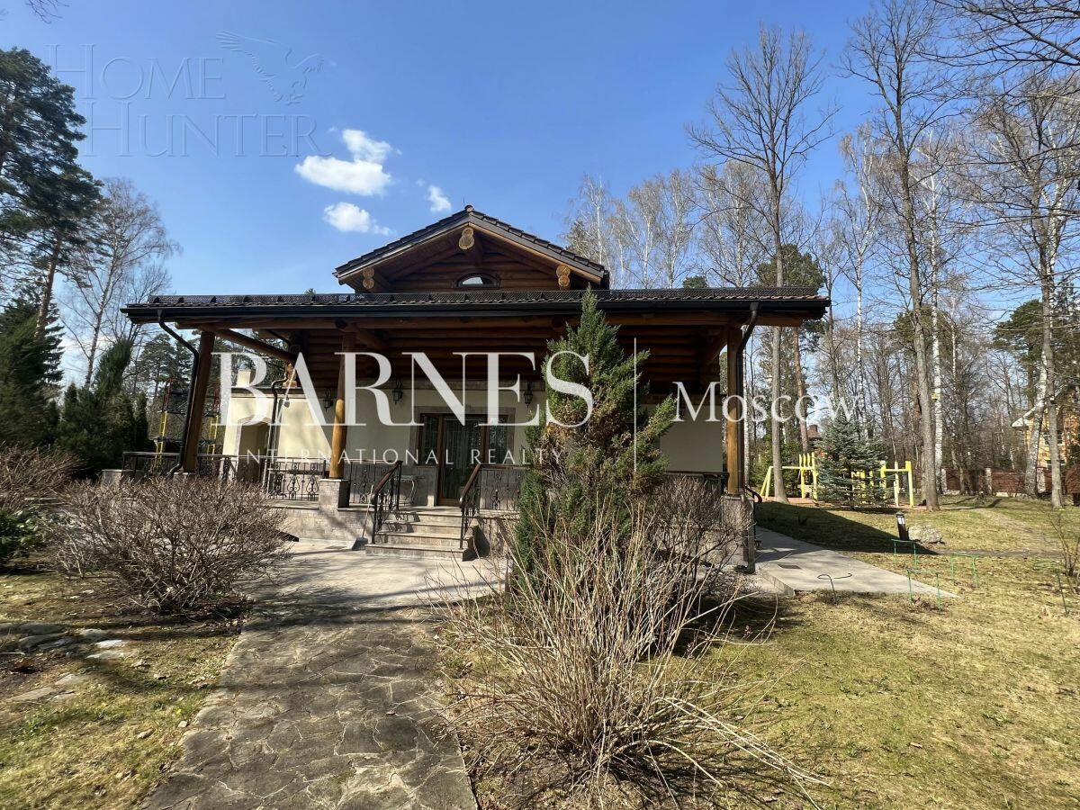 2-этажный коттедж 290 м² с отделкой