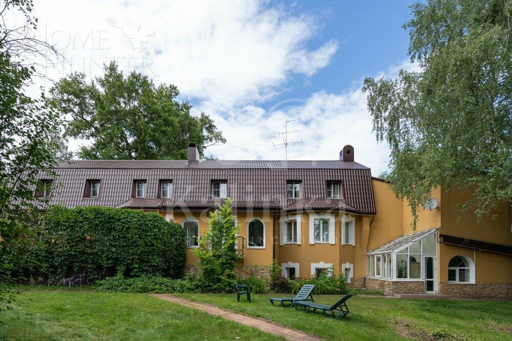 2-этажный коттедж 670 м² с отделкой